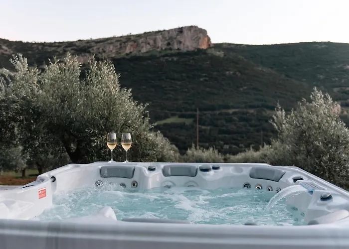 Elaia Retreat In Nature 펜션 Fregkena